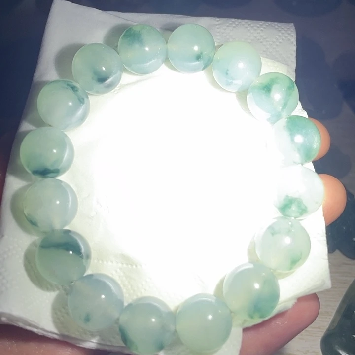 定制翡翠未镶嵌挂件