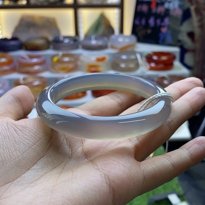 手镯玛瑙/玉髓未镶嵌
