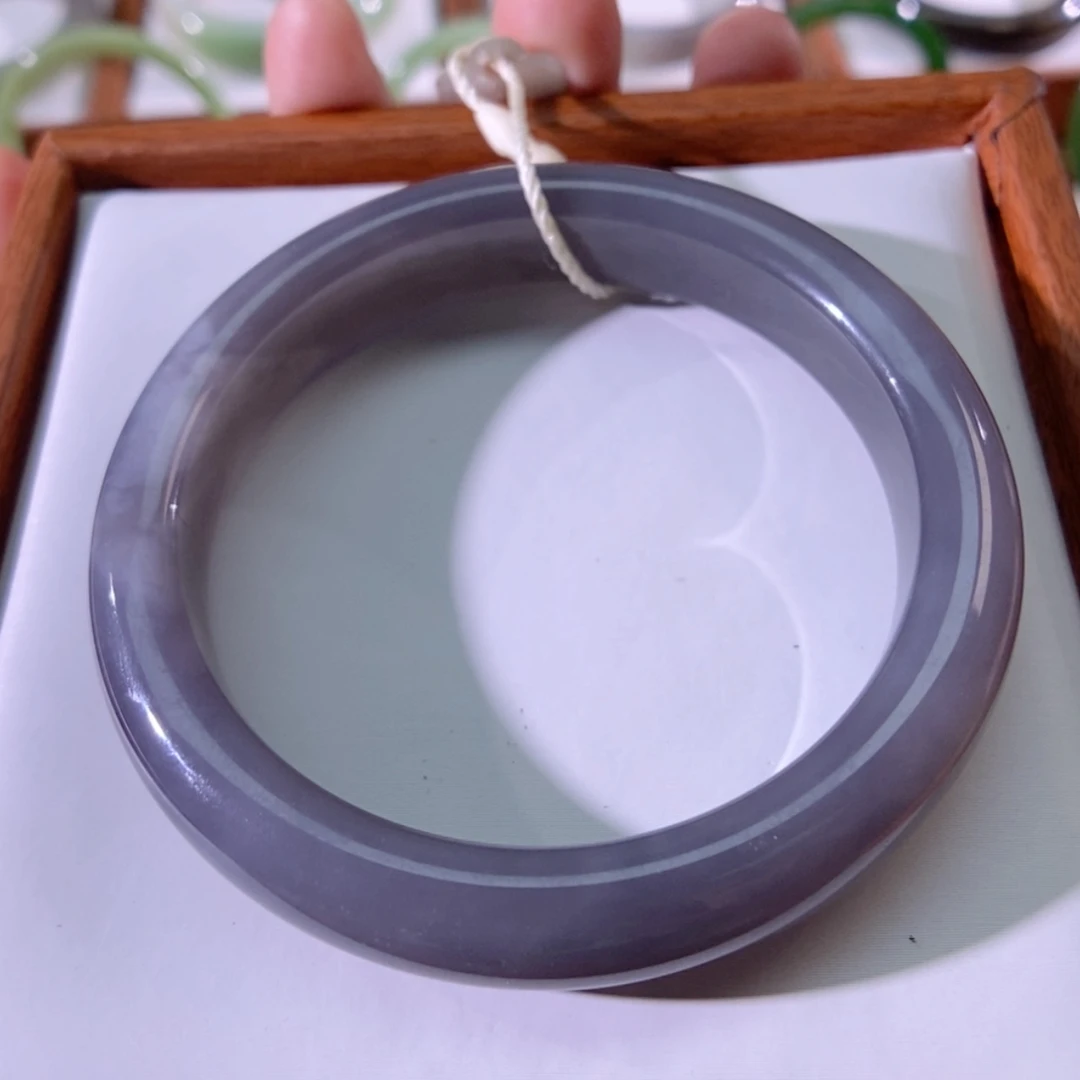 【闪购商品】未镶嵌手镯和田玉