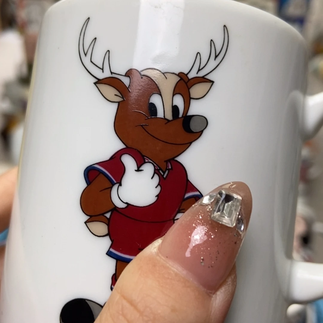 摆件阿**友陶瓷哈哈哈哈哈