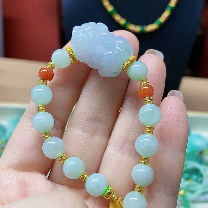 翡翠未镶嵌颈饰手串