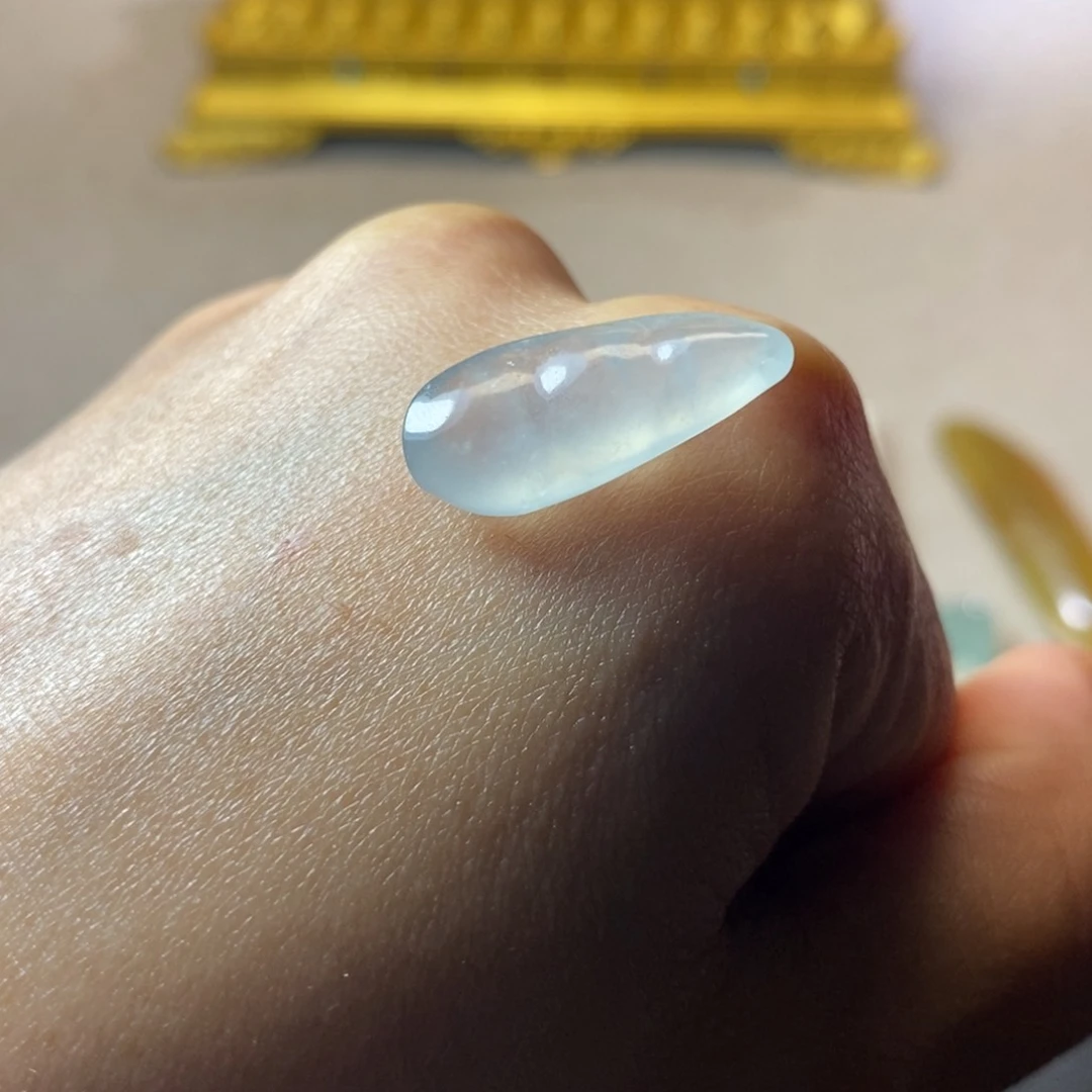 定制翡翠未镶嵌天然翡翠