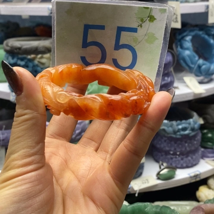 未镶嵌手镯石英岩玉