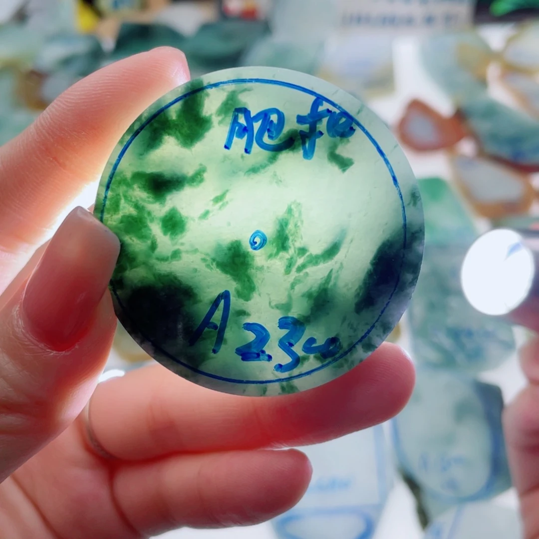 定制翡翠未镶嵌（纯天然缅甸A货翡翠）