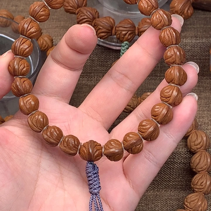 吊坠桃核11玉龙脊手持