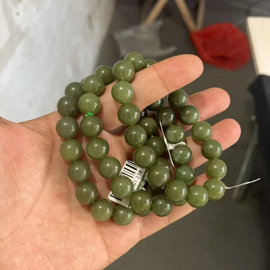 天然和田玉粉绿卡12左右多样性拍一发一