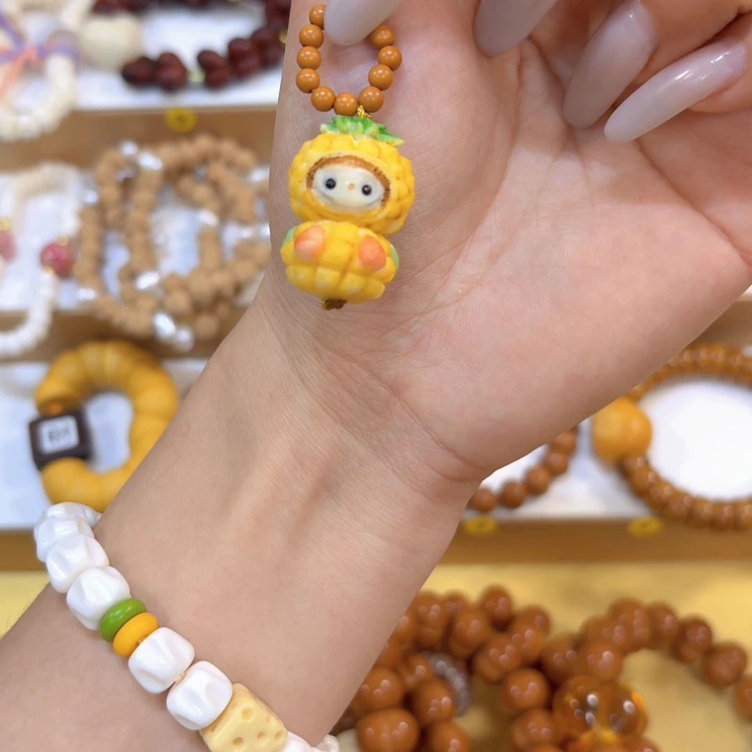 吊坠星月菩提菠萝