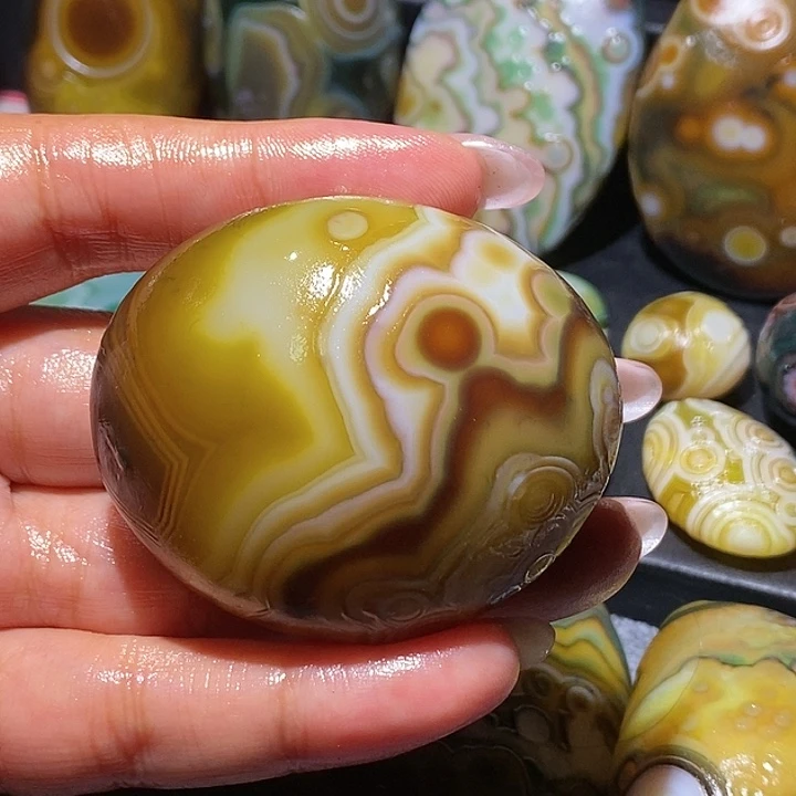 玛瑙/玉髓未镶嵌珠宝奇石73