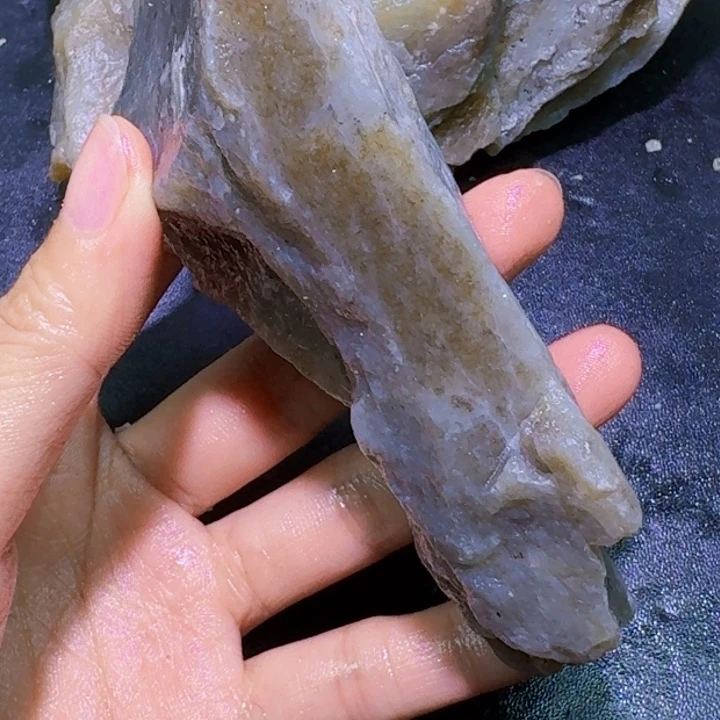 未镶嵌和田玉（糖玉）珠宝半成品