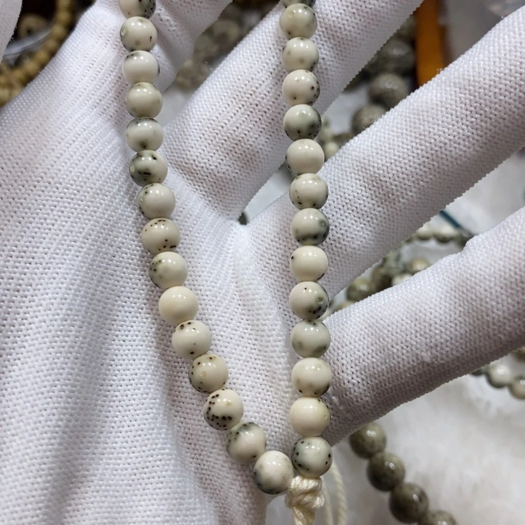 星月菩提手串白**?石玉6