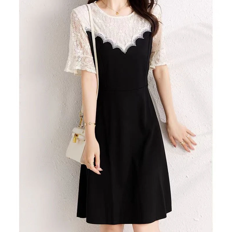 （80-200斤）蕾丝拼接连衣裙夏新款收腰遮肚显瘦气质大码a字裙1813