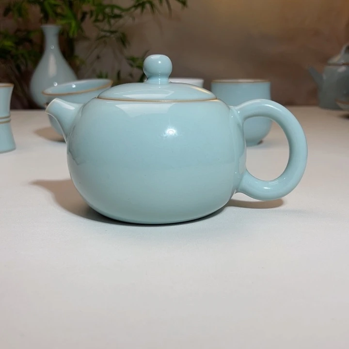 天青支钉西施壶二级品带礼盒送条茶巾