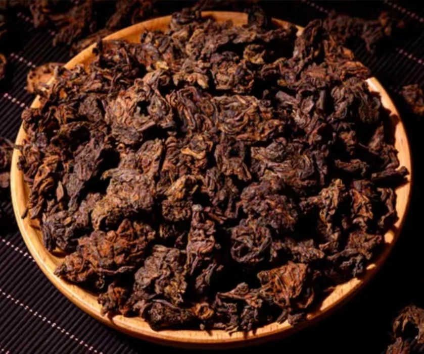 2000年布朗山老树窖藏灵芝加黑松普洱茶头熟茶散茶YPT2号12月31日