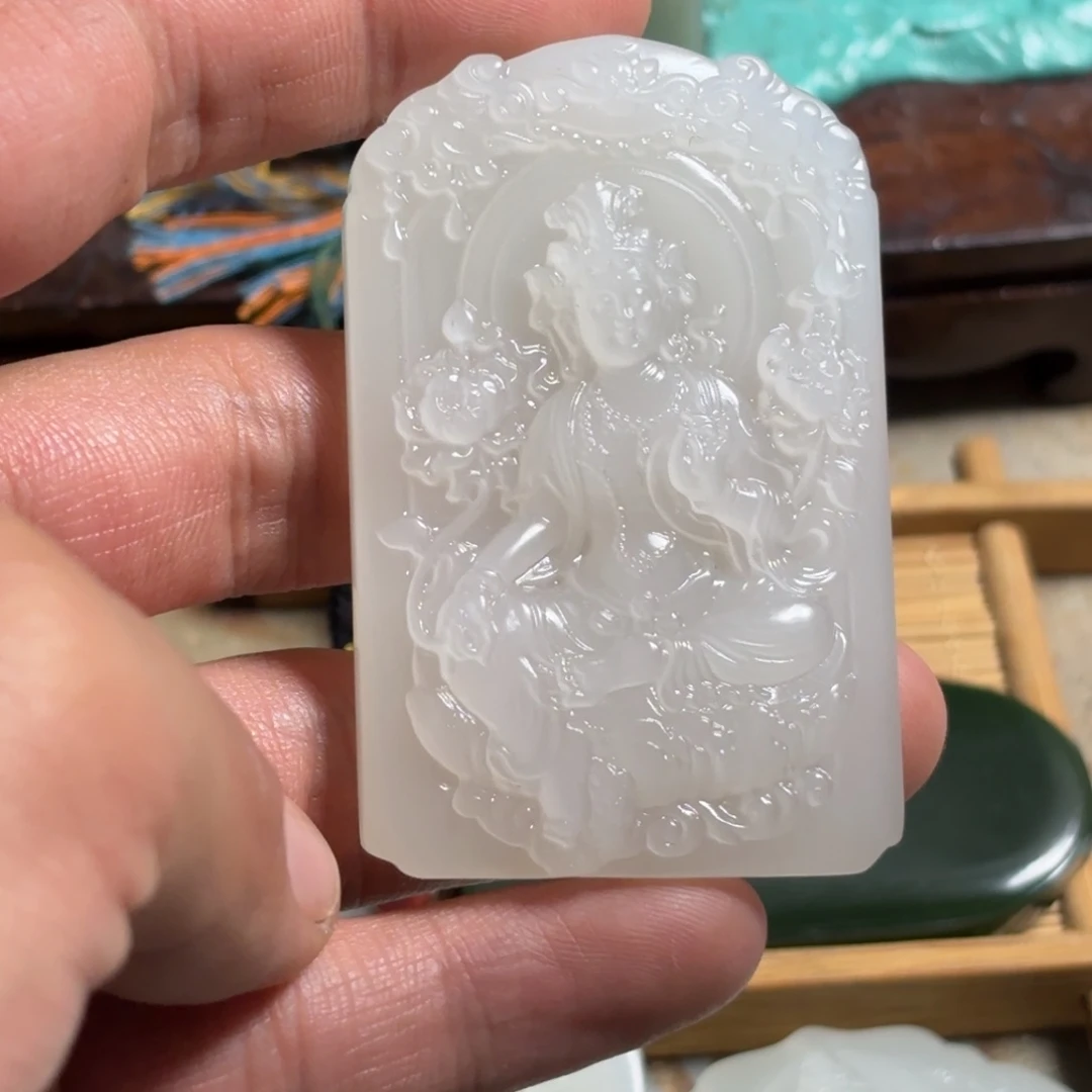 和田玉未镶嵌挂件乐**东