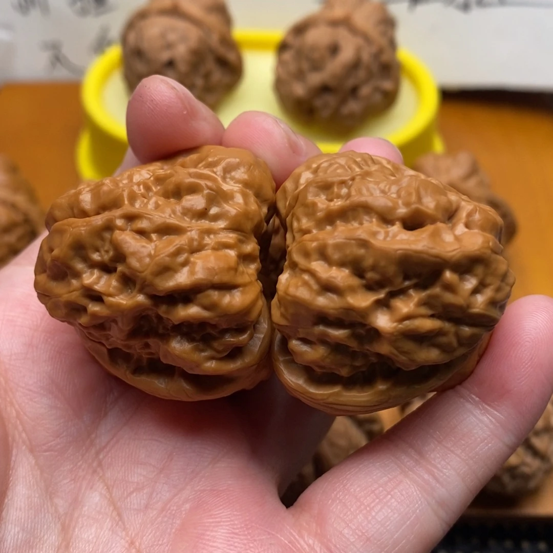 f***把件文玩核桃三角边38左右