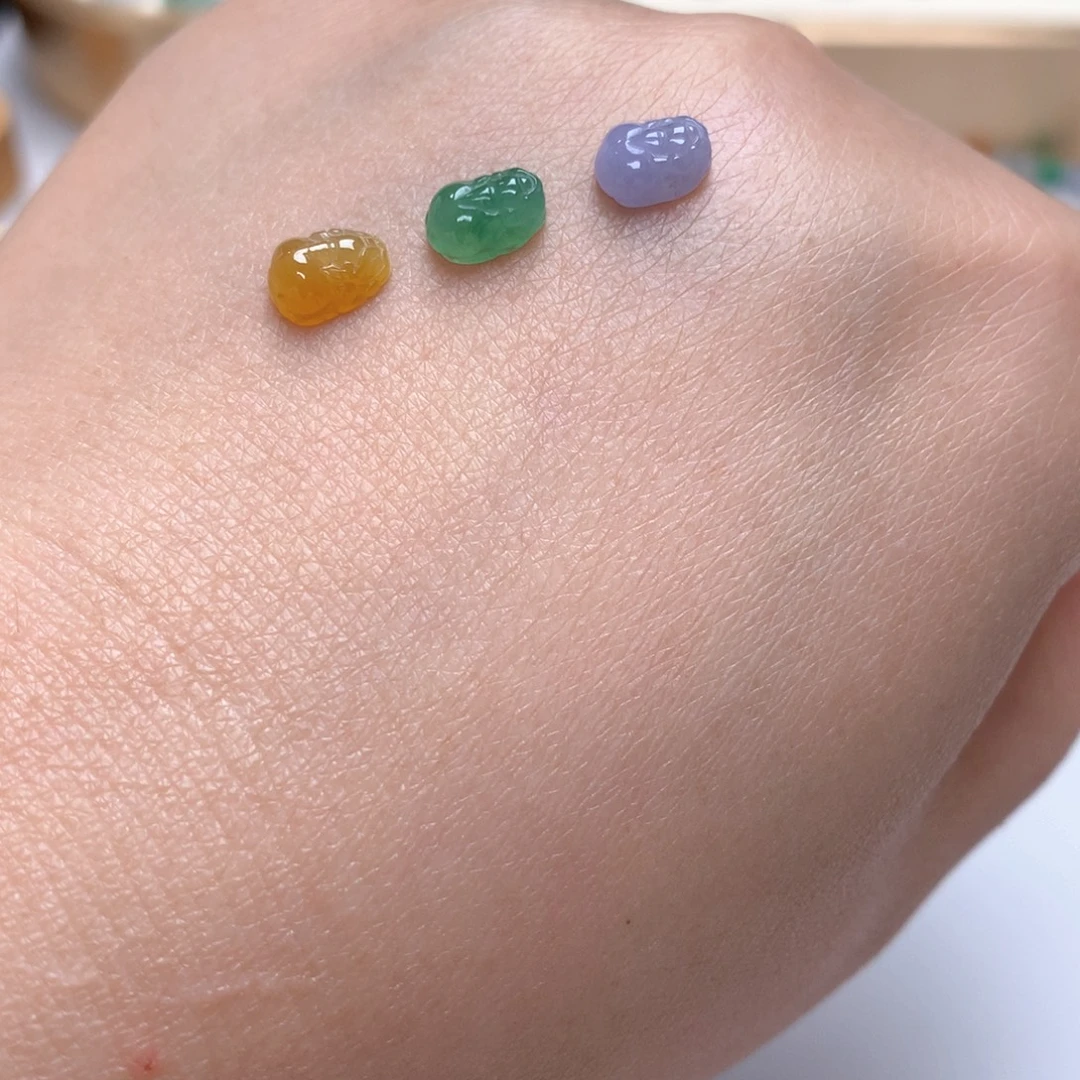 翡翠未镶嵌颈饰翡翠貔貅