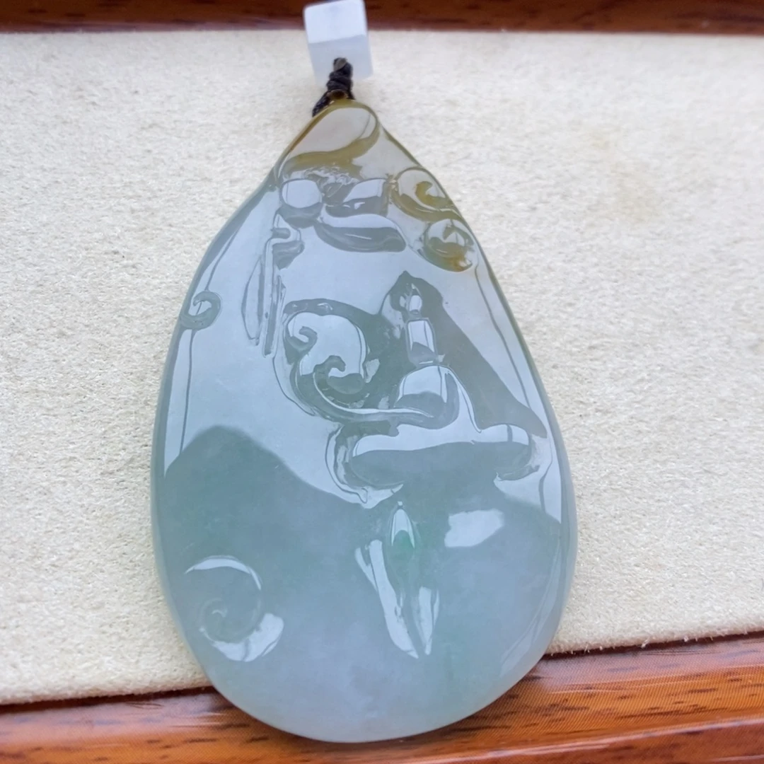 翡翠未镶嵌颈饰吊坠