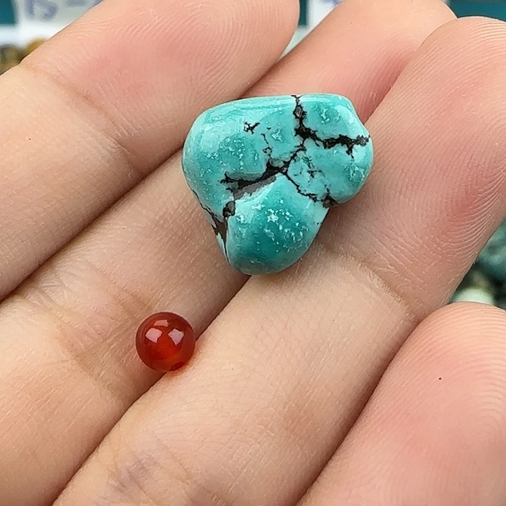 未镶嵌配饰南红玛瑙