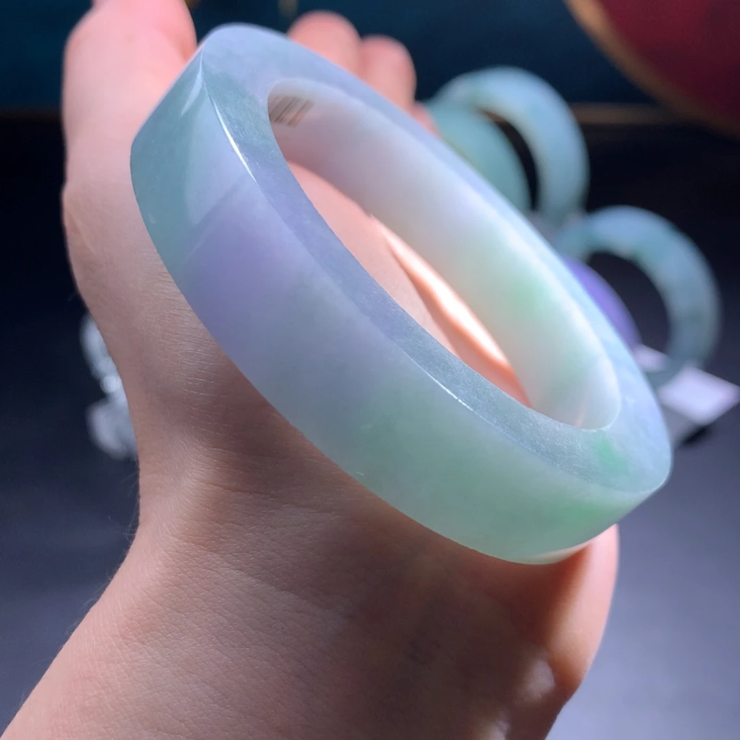 未镶嵌特价冰胶春彩定制翡翠