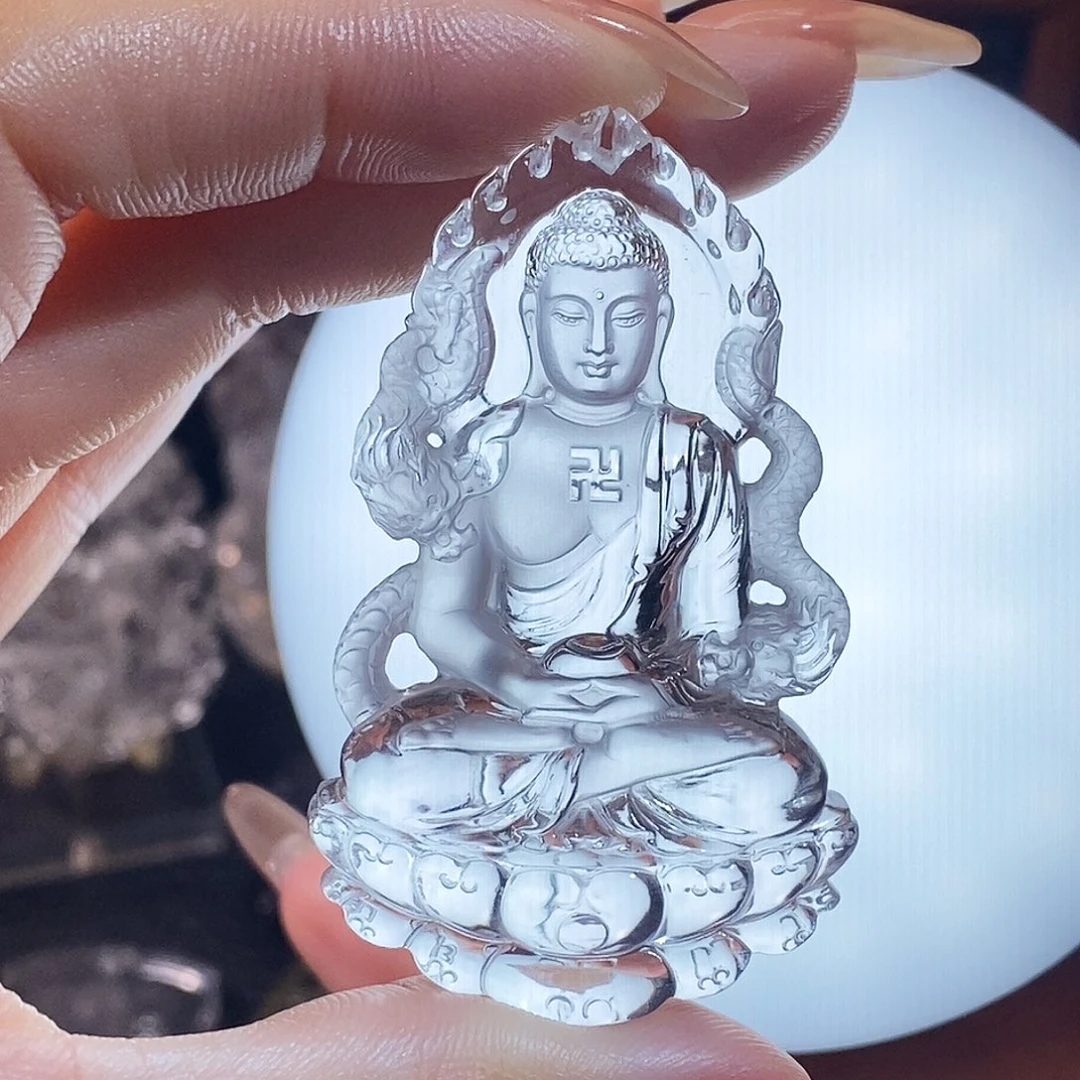 荭***人颈饰水晶未镶嵌吊坠