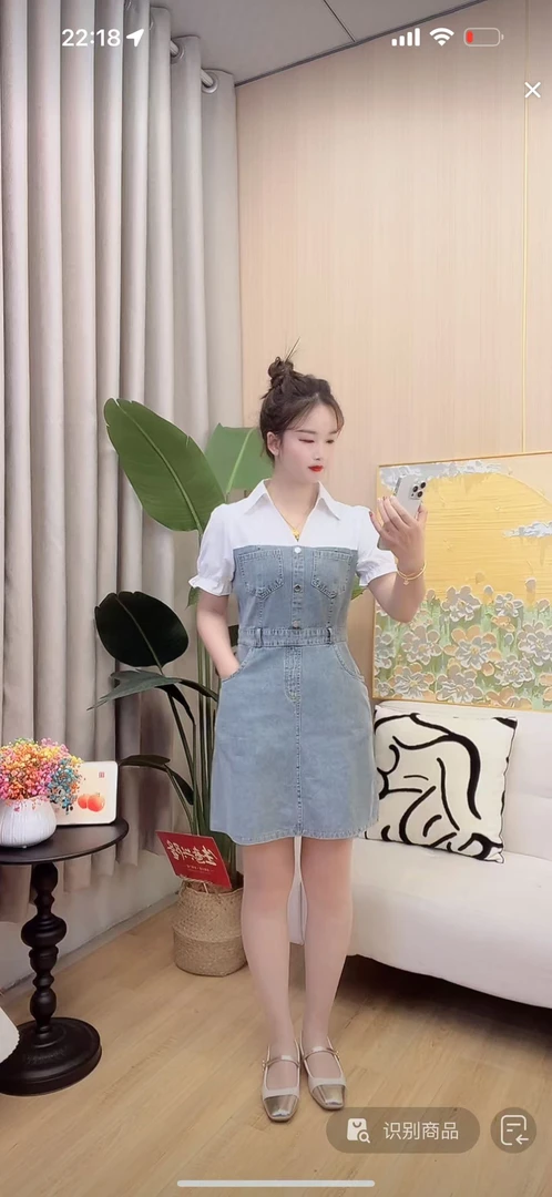 2025新款减龄气质设计感牛仔连衣裙女夏季收腰显瘦遮肉时尚洋气款