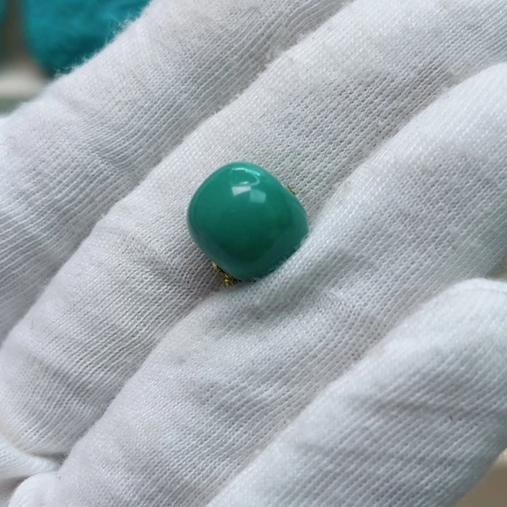 绿松石珠宝未镶嵌家****?