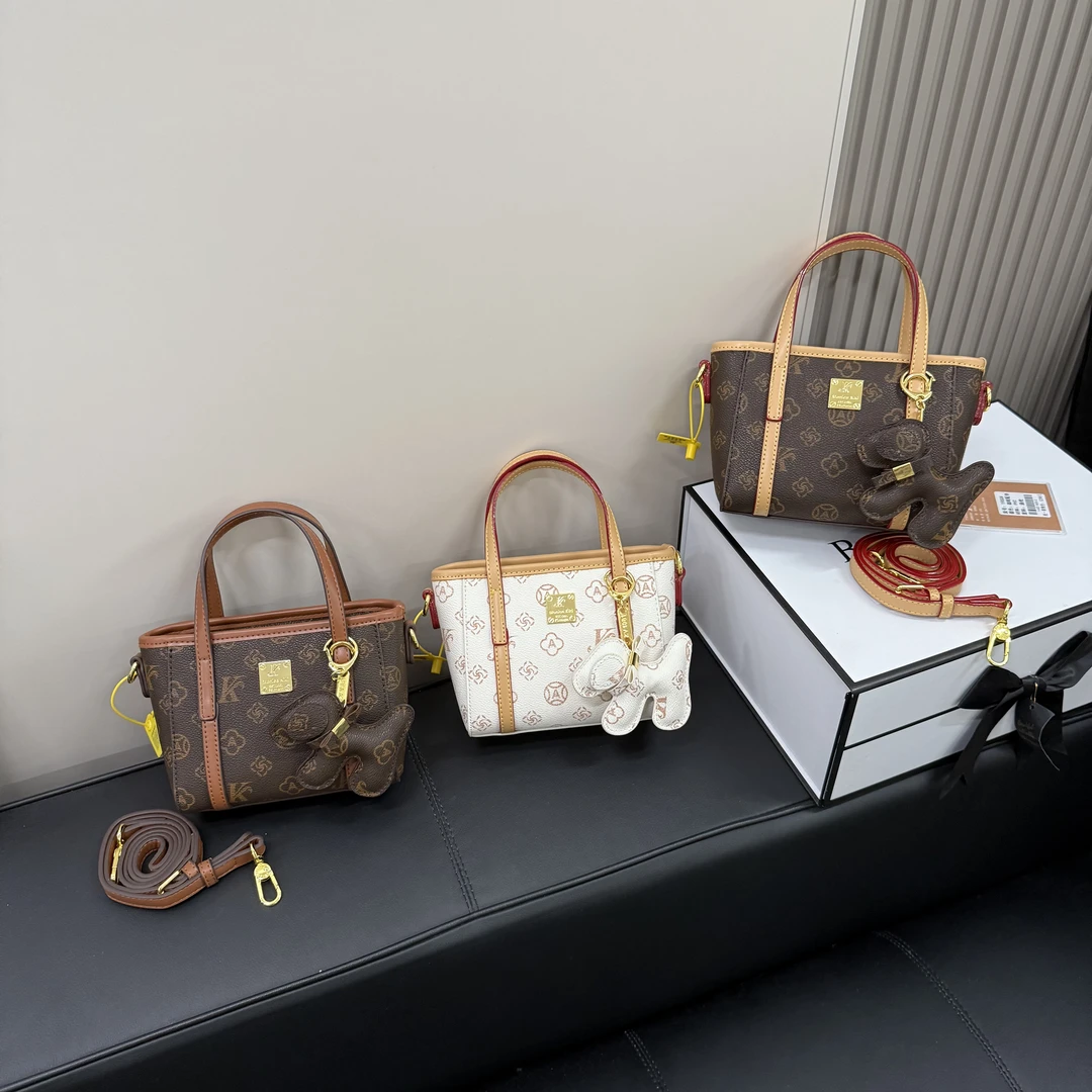 MONICA KIKI/莫妮卡奇奇夏季时尚新款轻奢百搭斜挎单肩女包