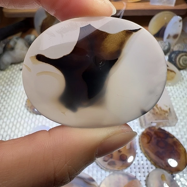 玛瑙/玉髓未镶嵌颈饰