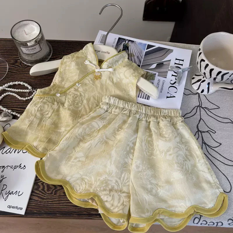 韩版童装2025新款夏季女童新中式背心上衣设计感提花国风短裤套装