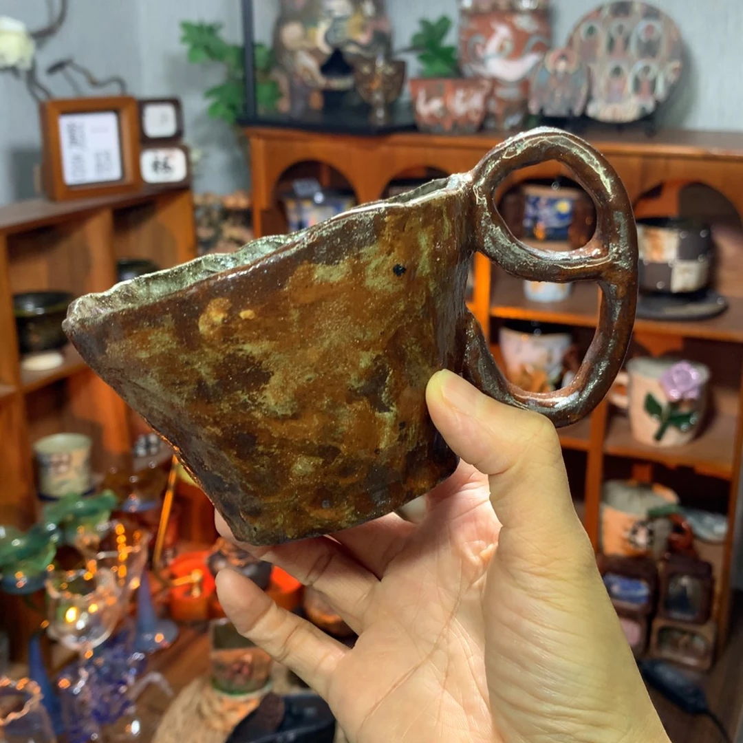 陶·斑驳焦糖色手捏咖啡杯