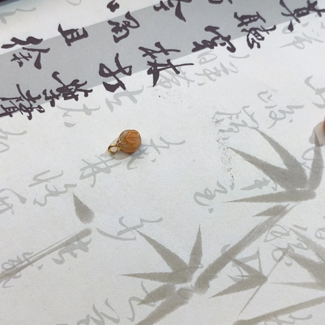 颈饰18K金镶嵌翡翠翡翠