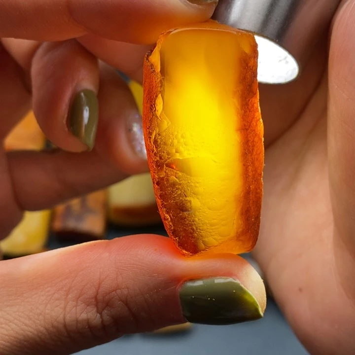 定制蜜蜡未镶嵌蜜蜡