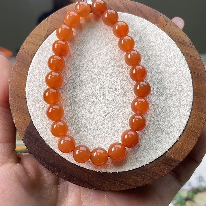 小***汁南红玛瑙未镶嵌手链A86