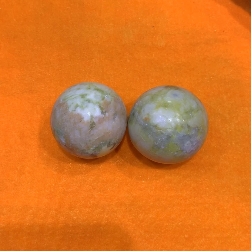 【闪购商品】蛇纹石玉未镶嵌摆件覆膜梁*昌