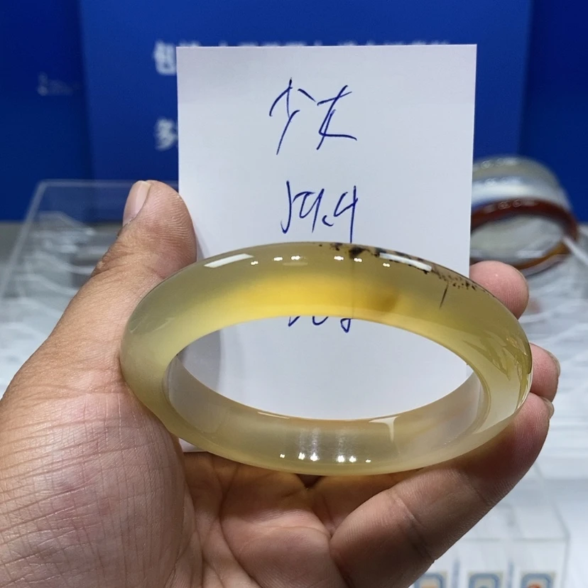【闪购商品】玛瑙/玉髓手镯未镶嵌锦****?