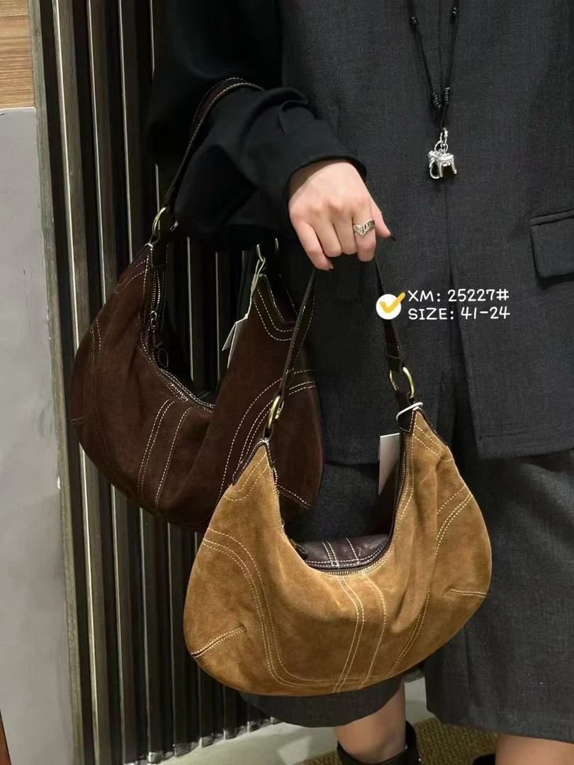 【130-200】露露家纯色通勤风轻奢风磨砂耐磨腋下包拉链腋下复古风