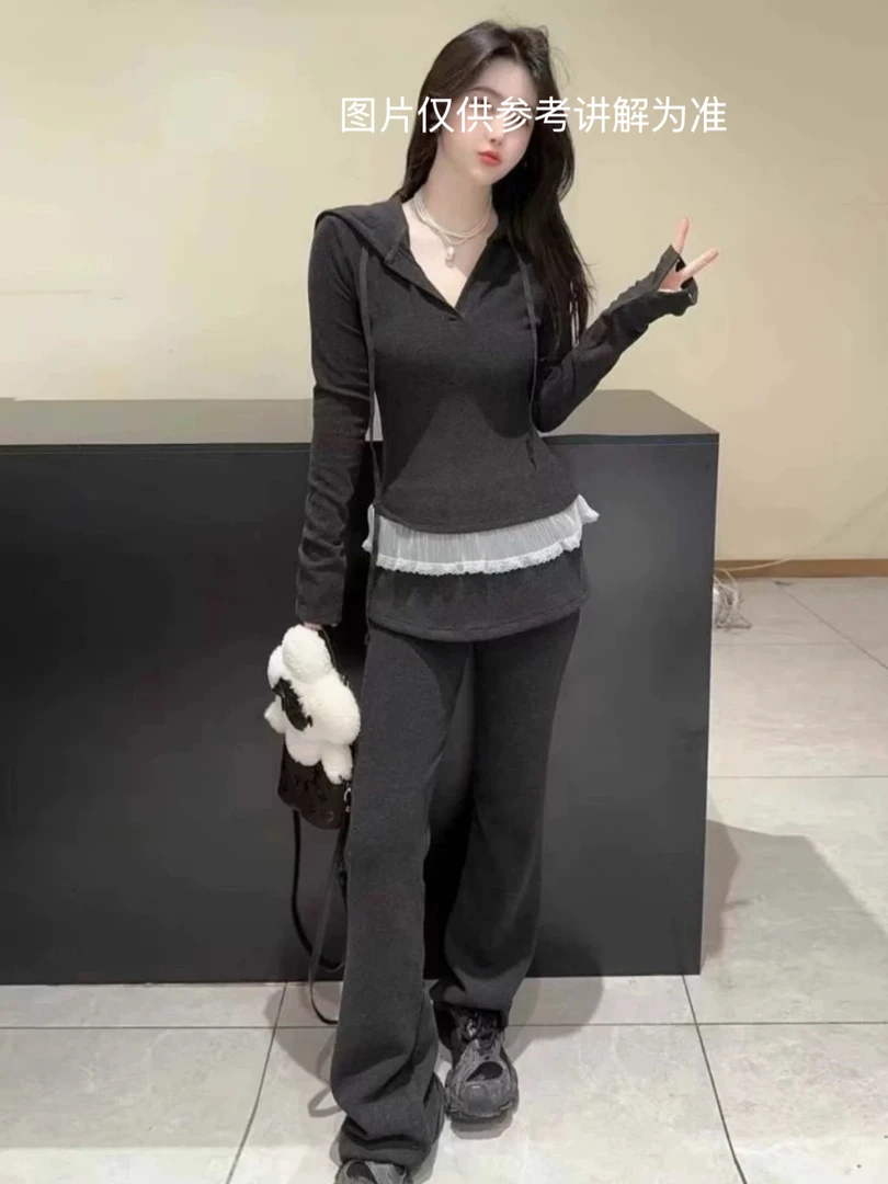 「小吴家」2025春款时尚蕾丝边连帽长袖T恤女+高腰显瘦喇叭裤两件套