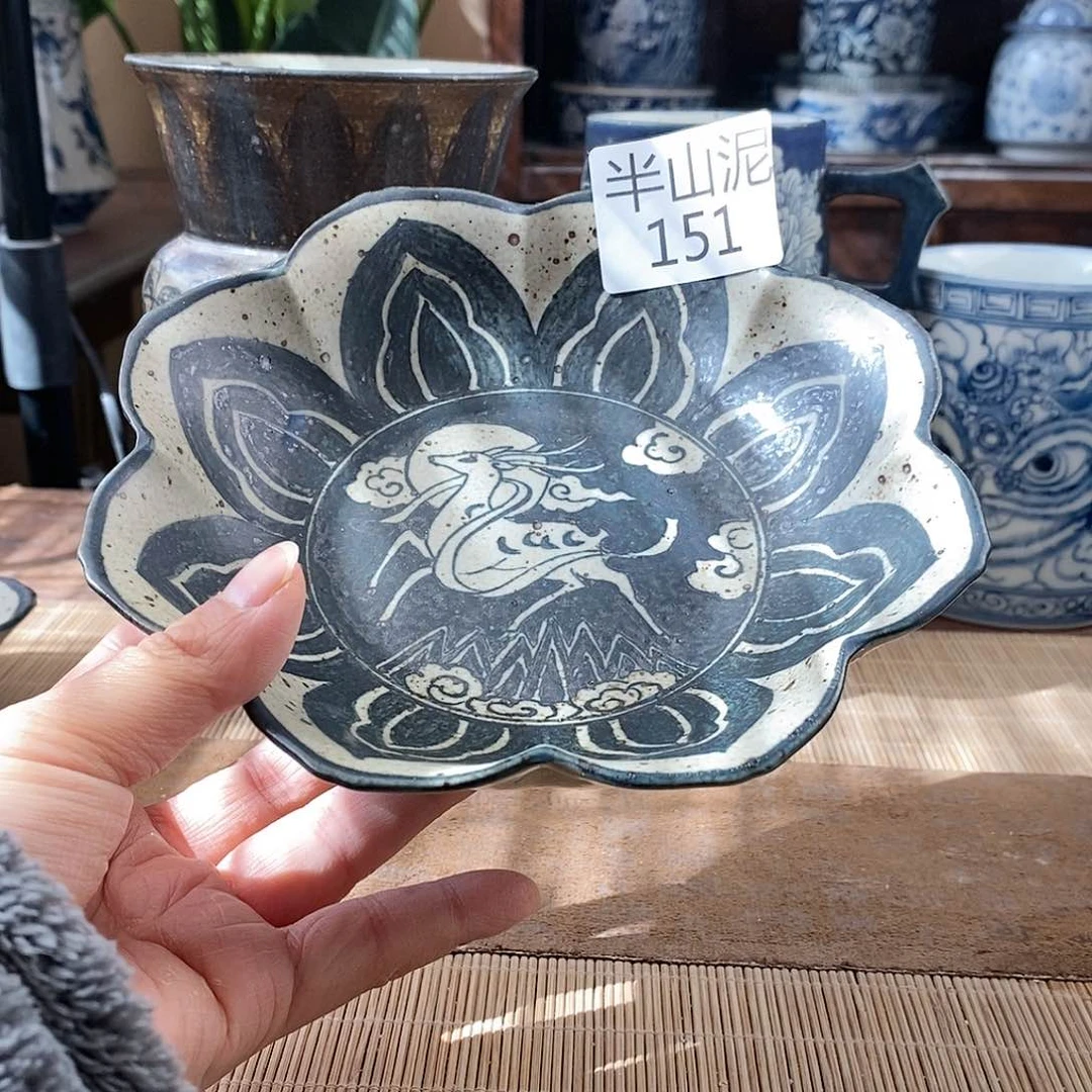 手工手绘青花陶瓷
