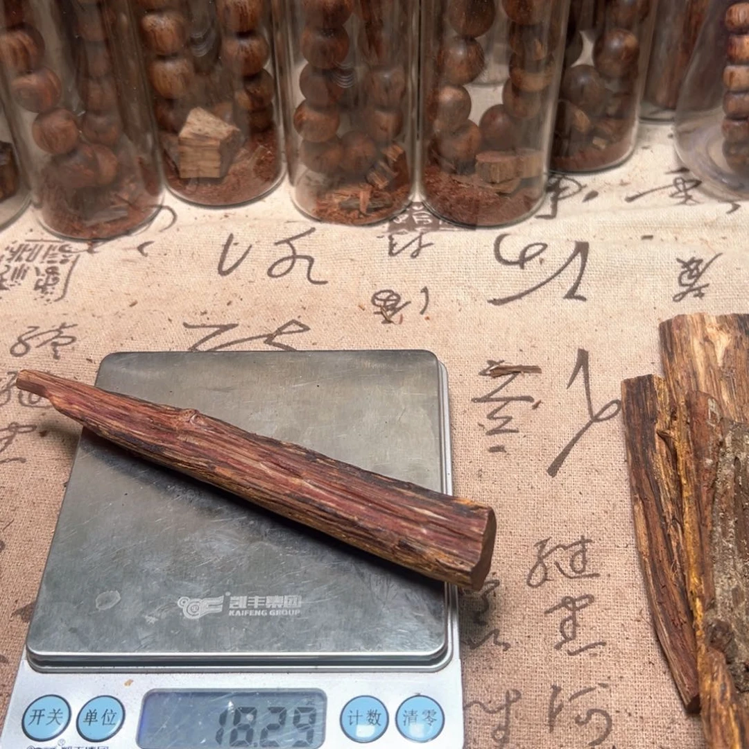 香榧木牛*海南降真香18克
