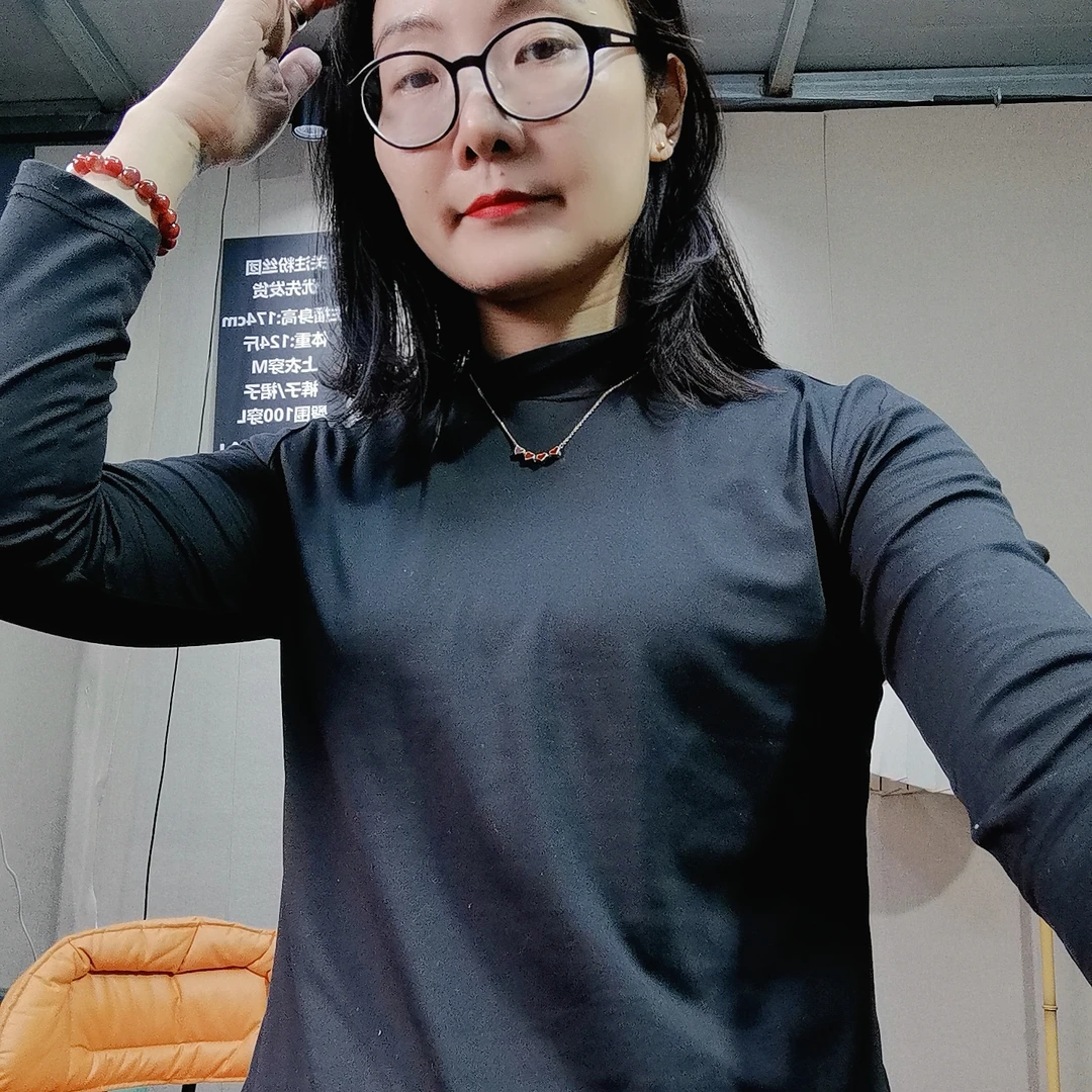 浮力冬款蕾丝暗纹针织衫0026