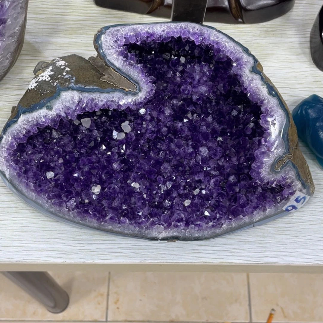 紫晶大型摆件（非配饰）未镶嵌