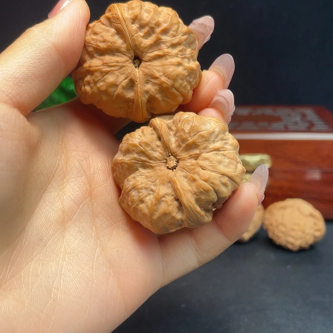 ****酷文玩核桃把件蛤蟆头37尺