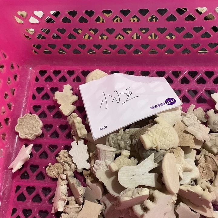 有机玻璃小*王 微瑕。