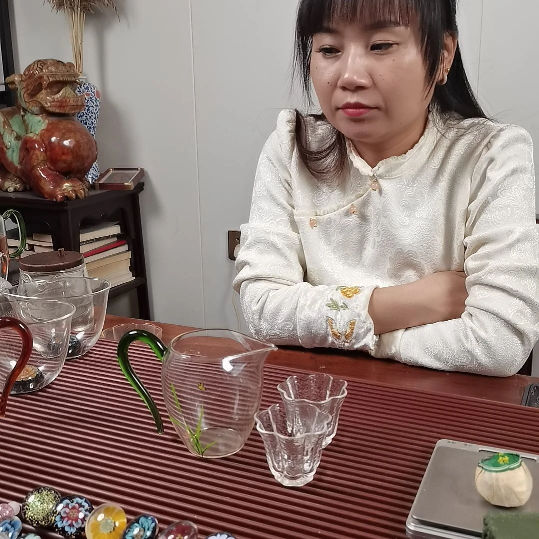 手柄款高硼硅玻璃蝶觅兰香公杯配两支小杯