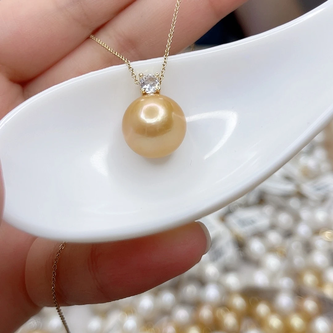 淡水珍珠未镶嵌吊坠(赠链)
