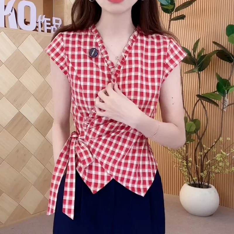 格纹撞色系带显瘦衬衫女2025夏季新款洋气百搭V领小飞袖上衣1616