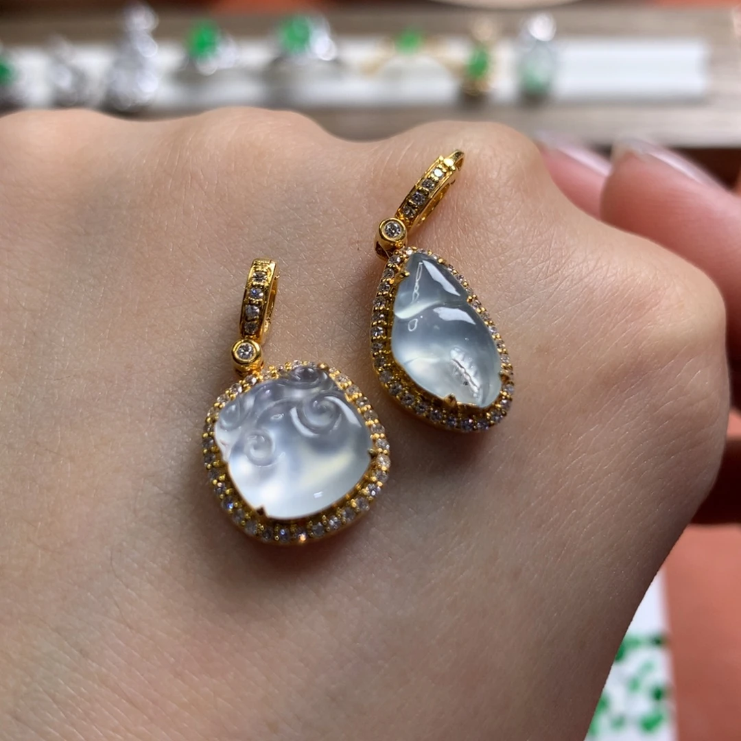 翡翠未镶嵌颈饰成品吊坠蟹钳和钱袋子