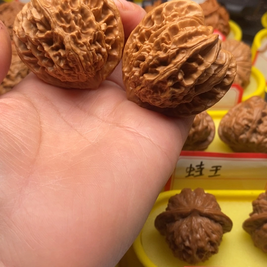 A***森吊坠文玩核桃狮子头
