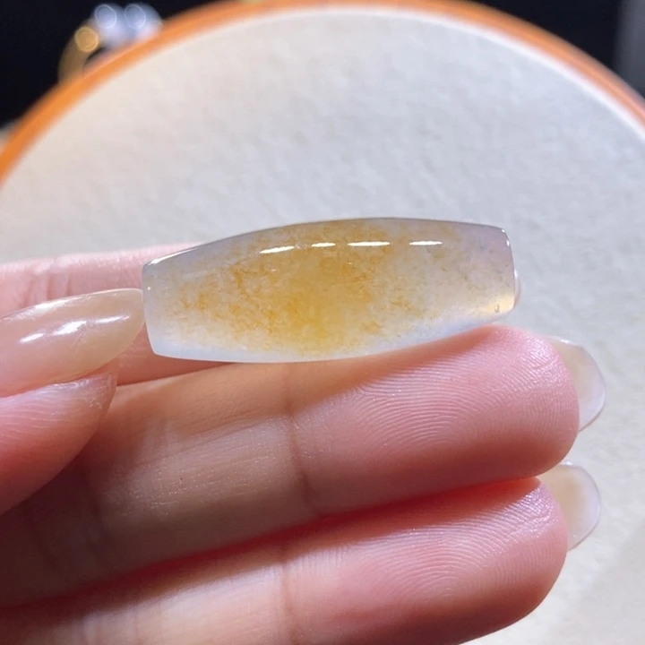 翡翠未镶嵌颈饰翡翠冰飘黄橄榄珠