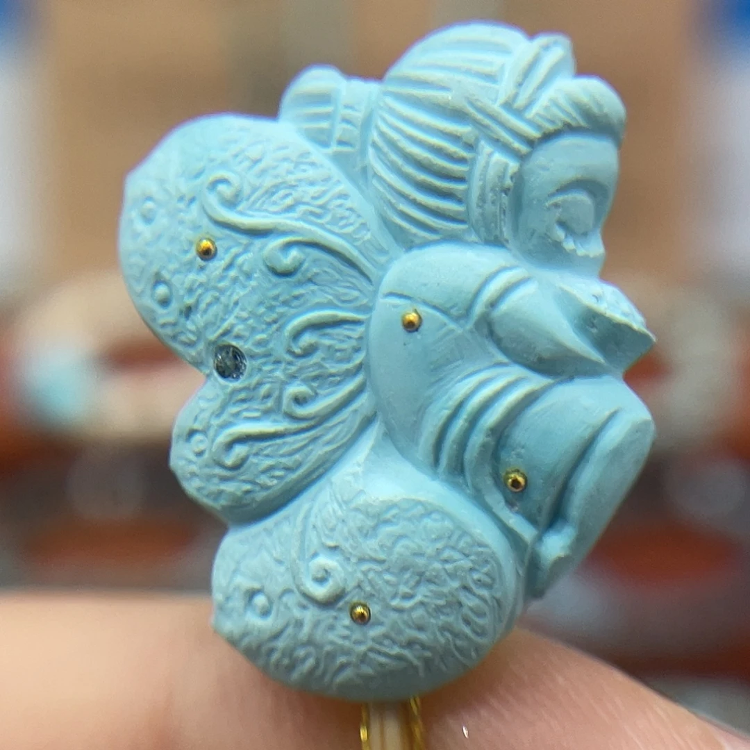 绿松石未镶嵌珠宝奇石